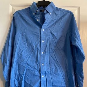 Blue Roundtree & Yorke dress shirt